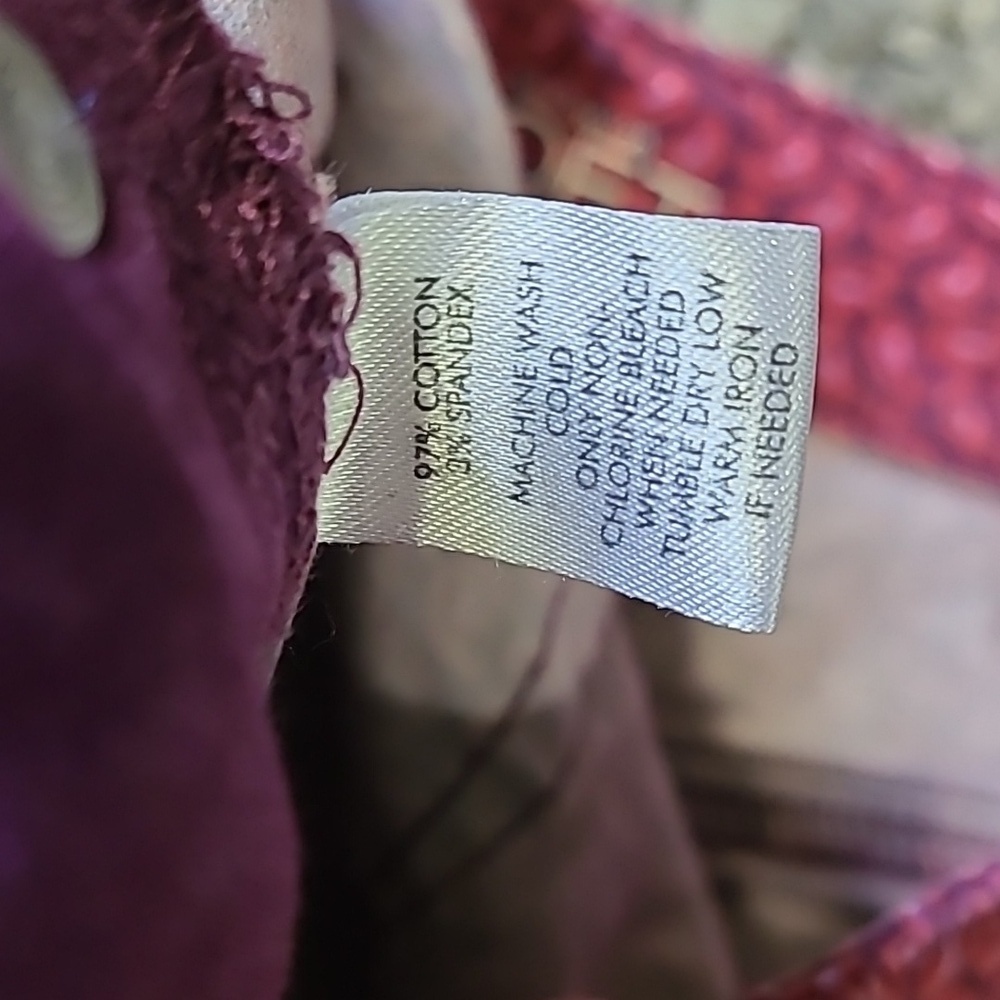 LOFT Pink Patterned Women Shorts - Picture 3 of 4